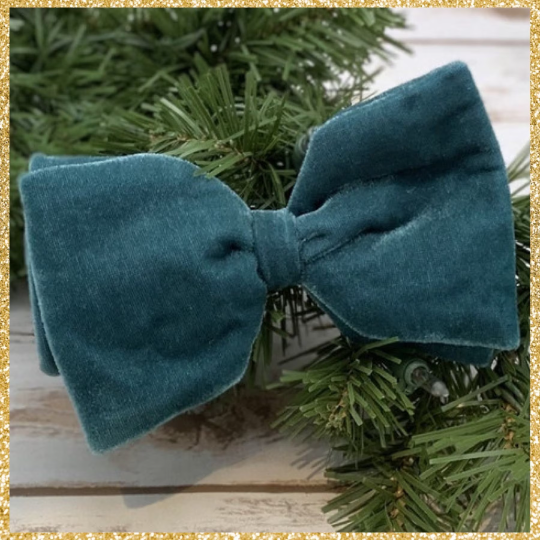 Celadon Velvet Bow with Clip