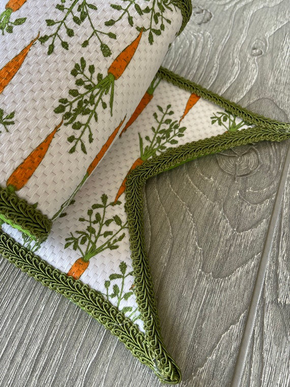 Big Easter Carrot Wreath Bow Attachment