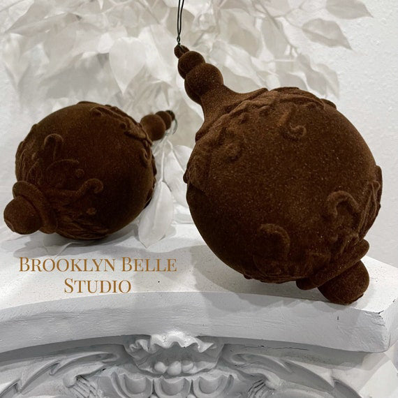 Brooklyn Belle Christmas Holiday Decor