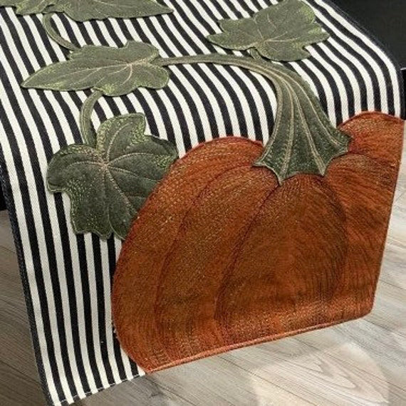 Thanksgiving Table Runner