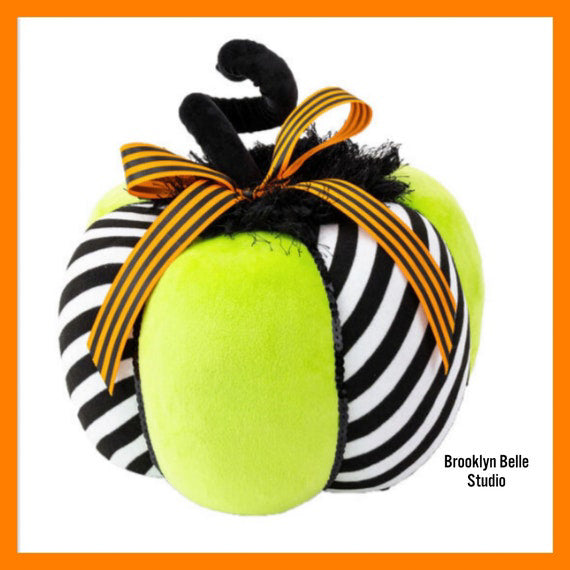 Brooklyn Belle Halloween Holiday Decor