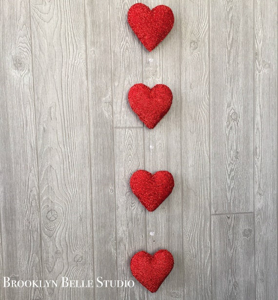 Red Valentine Garland