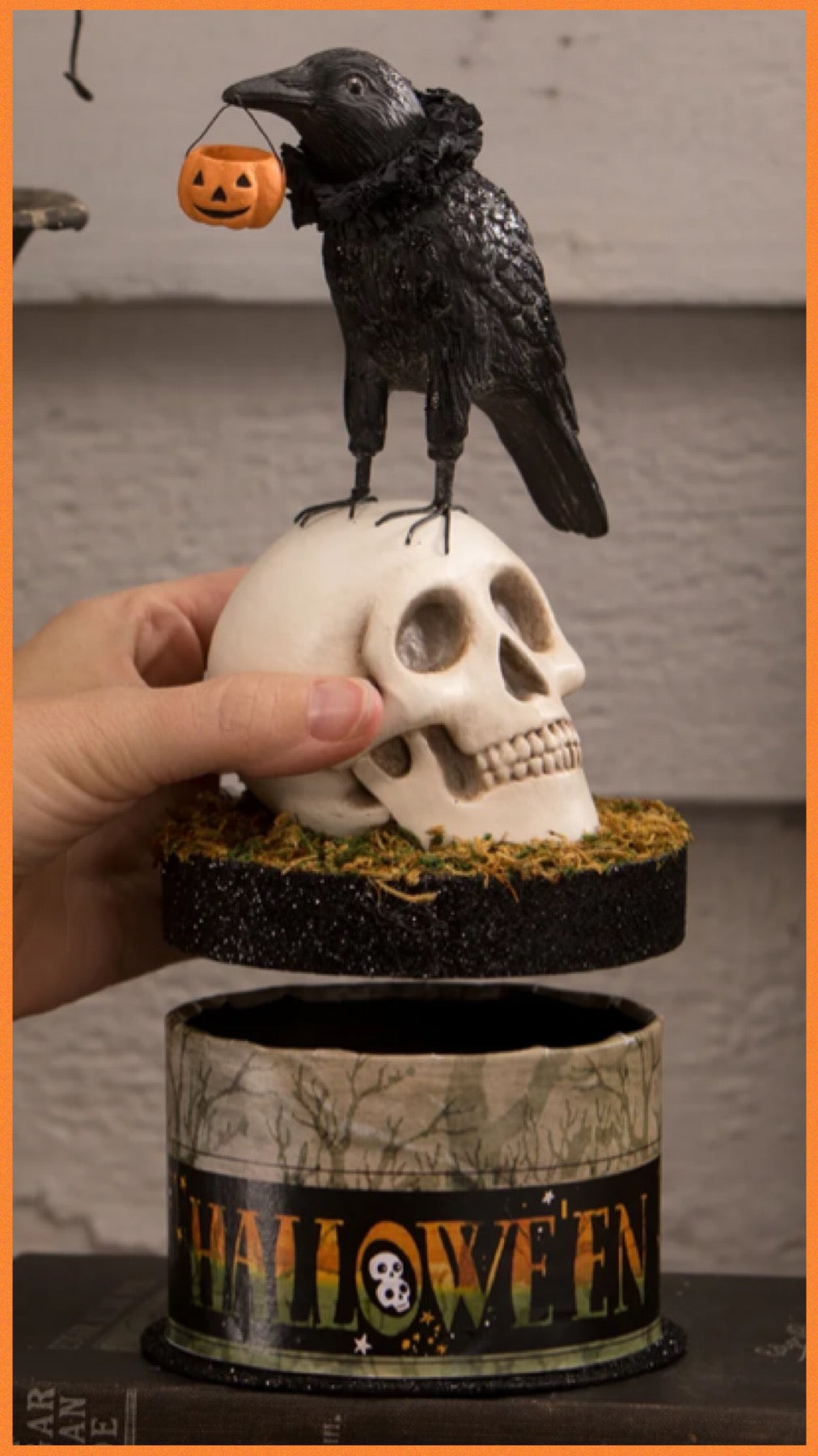 Bethany Lowe Crow and Skull on Box    Bethany Lowe Crow and Skull on Trinket Candy Box Halloween Decoration