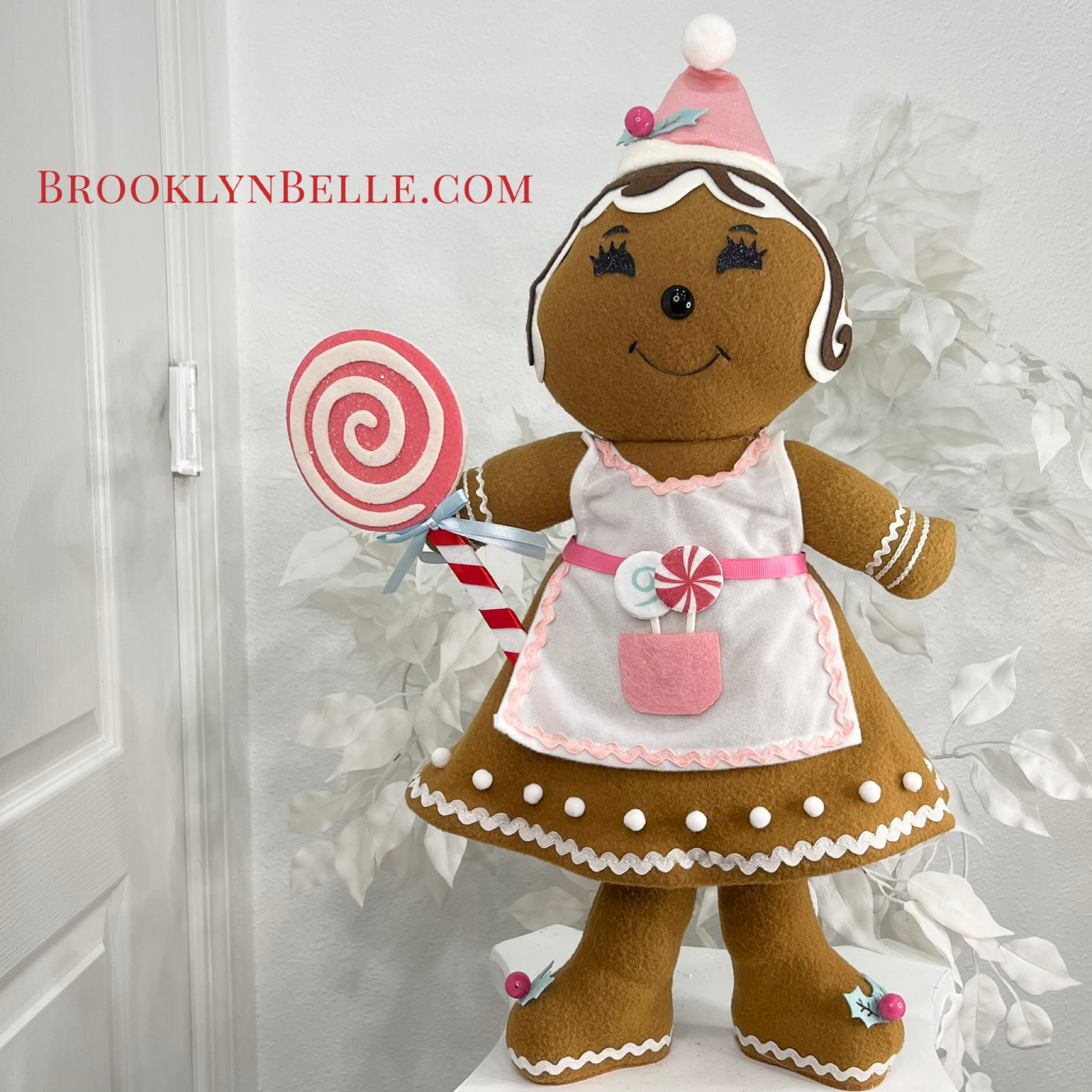 Set of 2 Gingerbread Boy and Girl