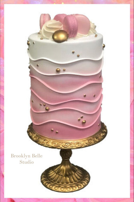 20" Pink Cake With Macaron On Pedestal Decoration